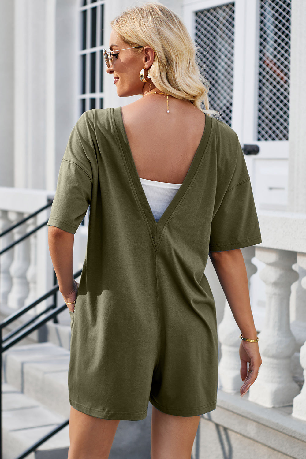 Backless Round Neck Half Sleeve Romper