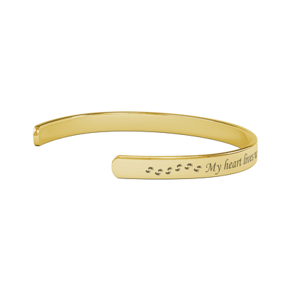 Nancy_custom_Gold_Transparent_05_Mockup.png